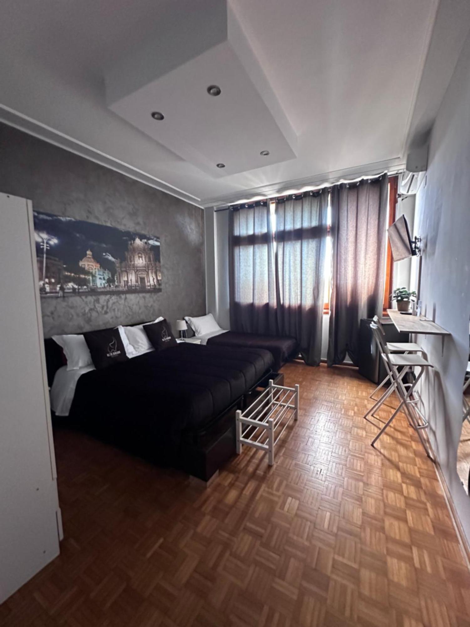 Alta Dimora B&B Suites Catánia Buitenkant foto